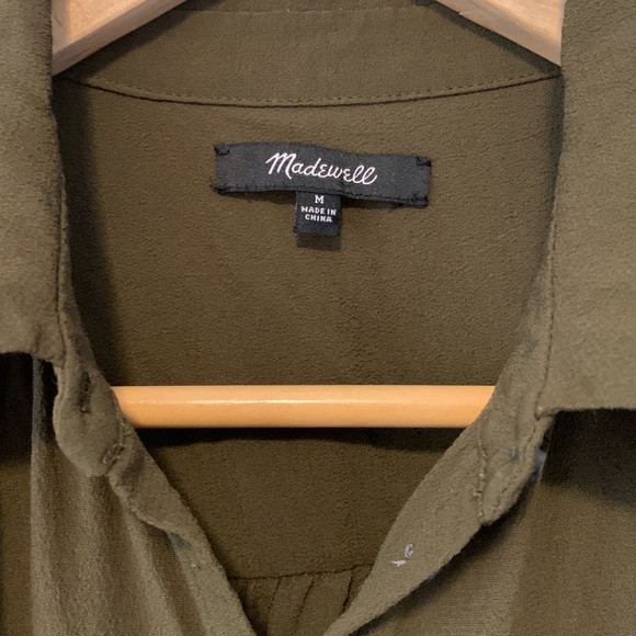 Madewell green short sleeve button down.  Size medium - Picture 2 of 6